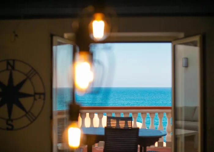 Cefalux - Albachiara Sul Mare * Cefalù