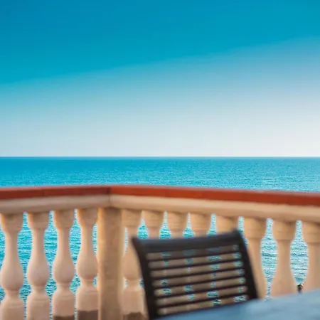 Alba Sul Mare By Caseserio * Cefalú
